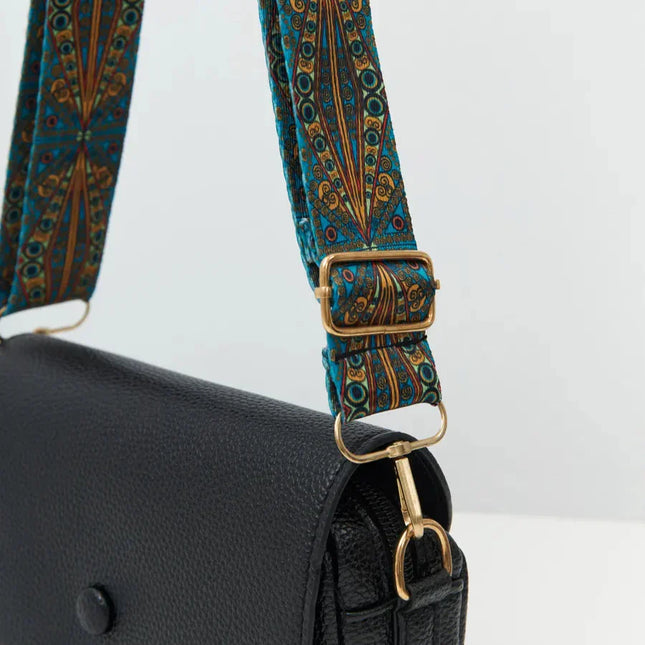 Vegan Leather Crossbody Bag for Women – Adjustable Strap – Chic & Practical Design