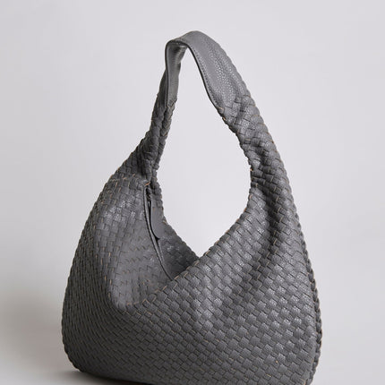 Spacious Braided Women’s Shoulder Bag – Black & Red Elegant Daily Handbag