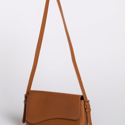 Vegan Leather Black Shoulder Bag – Adjustable Crossbody, Sustainable & Stylish