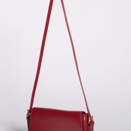 Vegan Leather Black Shoulder Bag – Adjustable Crossbody, Sustainable & Stylish