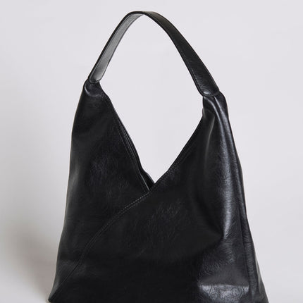 Vegan Leather Hobo Bag – Spacious, Timeless & Cruelty-Free Black Shoulder Tote