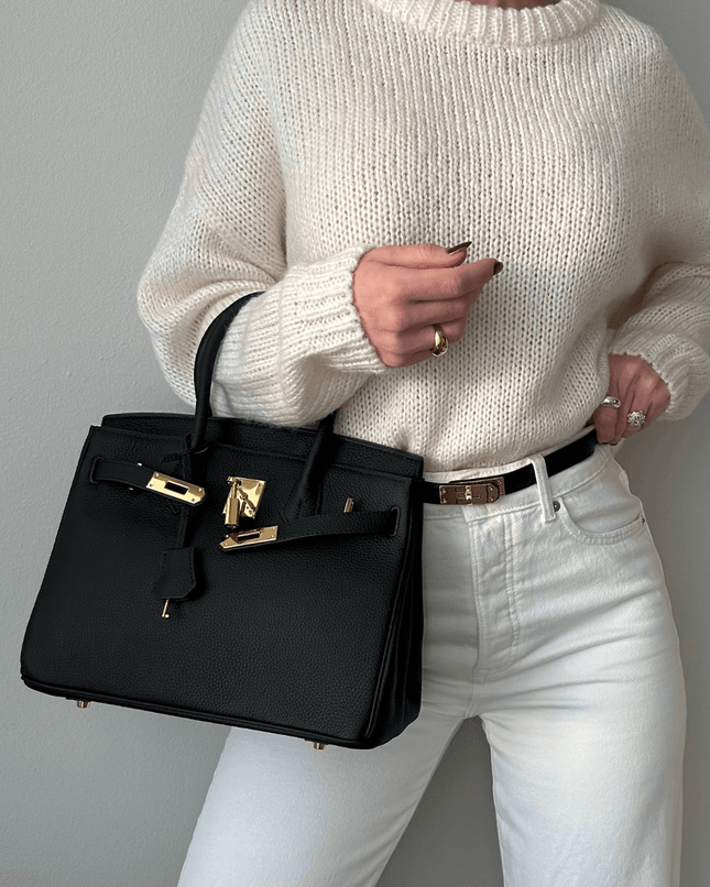 Iconic Vegan Leather Handbag – Timeless Design with Gold Accents