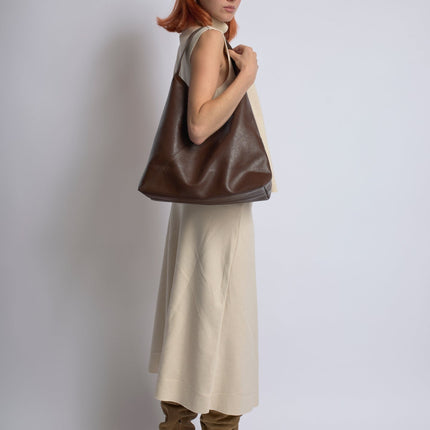 Vegan Leather Hobo Bag – Spacious, Timeless & Cruelty-Free Black Shoulder Tote