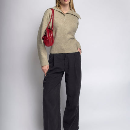 Vegan Leather Black Handbag with Dual Front Pockets – Stylish & Spacious