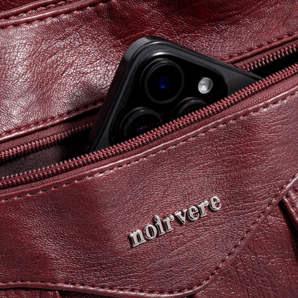 Vegan Leather Shoulder Bag with Multiple Pockets – Practical & Stylish