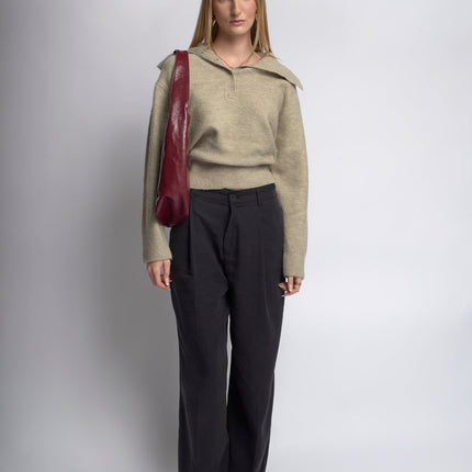 Black Vegan Leather Half-Moon Shoulder Bag – Elegant & Versatile