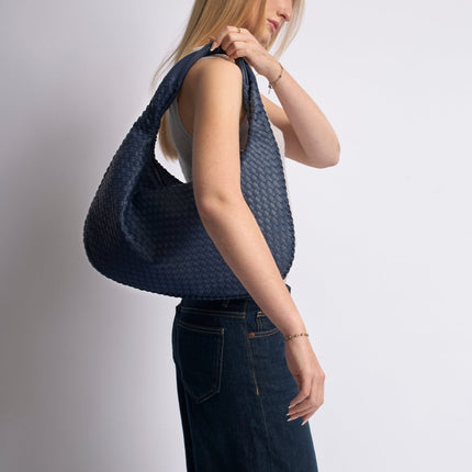 Spacious Braided Women’s Shoulder Bag – Black & Red Elegant Daily Handbag