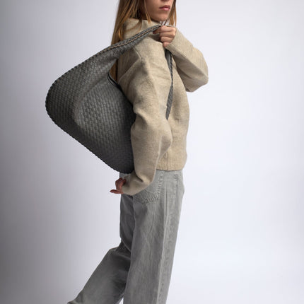 Spacious Braided Women’s Shoulder Bag – Black & Red Elegant Daily Handbag