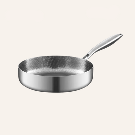 Titanium Deep Saucepan – Durable & Healthy Cookware Without Toxic Coatings