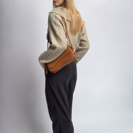 Vegan Leather Black Shoulder Bag – Adjustable Crossbody, Sustainable & Stylish