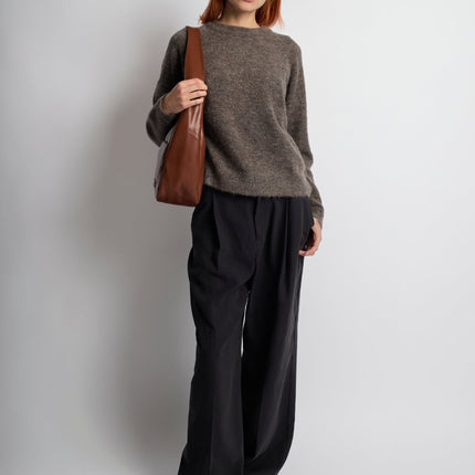 Minimalist Hobo Shoulder Bag – Vegan Leather