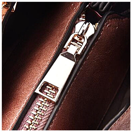 Luxury Black Handbag – Stylish Women’s Purse