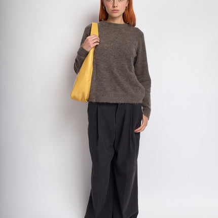 Minimalist Hobo Shoulder Bag – Vegan Leather