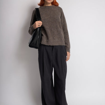 Minimalist Hobo Shoulder Bag – Vegan Leather