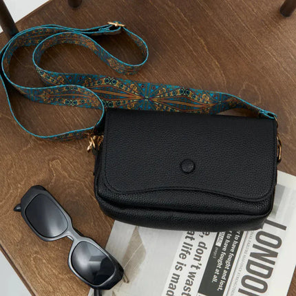 Vegan Leather Crossbody Bag for Women – Adjustable Strap – Chic & Practical Design