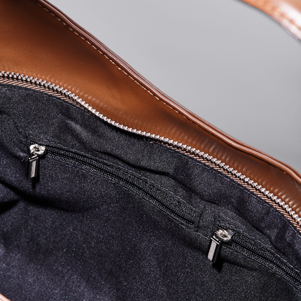 Modern Shoulder Bag with Front Pockets – Vegan Leather