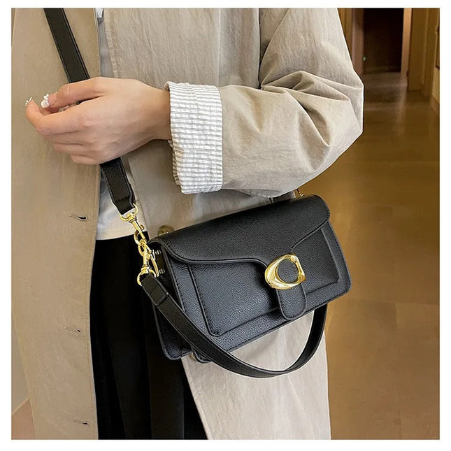 Elegant Vegan Leather Shoulder Bag with Gold Buckle – Timeless Design for Every Occasion