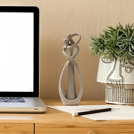 Abstract Lovers Embrace Sculpture – Modern Romantic Resin Statue for Home Decor & Gift Giving