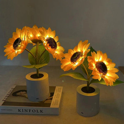 Sunflower LED Table Lamp – Warm Ambient Lighting & Cozy Home Décor Accent