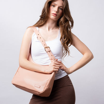Black Shoulder Bag – Minimalist & Spacious Vegan Leather Design
