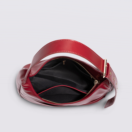 Black Shoulder Bag – Minimalist & Spacious Vegan Leather Design