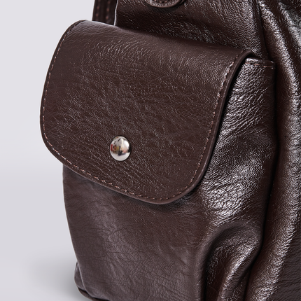 Black Leather Shoulder Bag with Side Pockets – Spacious & Elegant Women’s Leather Handbag