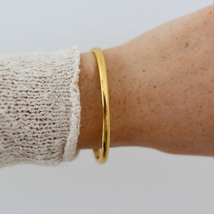 Minimalist Gold Bangle Bracelet  Dainty Women’s Gold Bracelet Everyday Jewelry