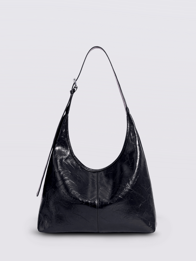 Black Shoulder Bag – Minimalist Design with Spacious Storage