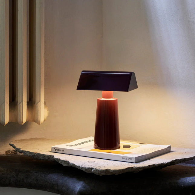 Modern Sculptural Table Lamp – Adjustable Warm Light with USB Charging for Stylish Home Décor