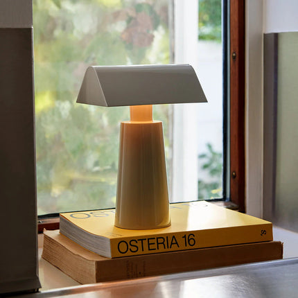 Modern Sculptural Table Lamp – Adjustable Warm Light with USB Charging for Stylish Home Décor