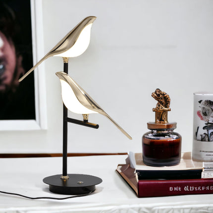 Modern Bird-Shaped LED Desk Lamp – Elegant Gold Table Light for Bedroom, Office & Home Décor