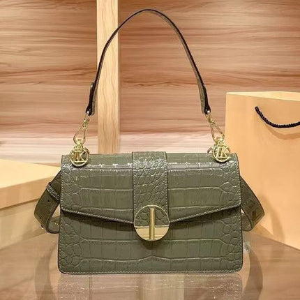 Premium Green Calf Leather Shoulder Bag for Women – Adjustable Strap, Spacious Design, Timeless Elegance