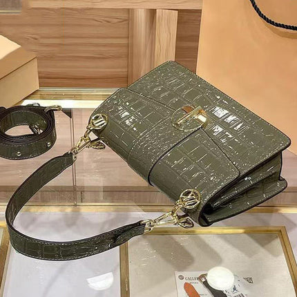 Premium Green Calf Leather Shoulder Bag for Women – Adjustable Strap, Spacious Design, Timeless Elegance