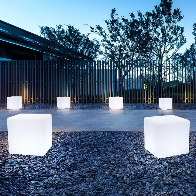 CubeLight Modern LED Cube Outdoor Light – Stylish Garden & Path Lighting, Weatherproof IP65