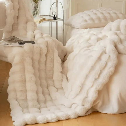 Luxury Reversible Faux Fur Throw Blanket 59" x 79" – Ultra-Soft, Cozy & Stylish Home Décor