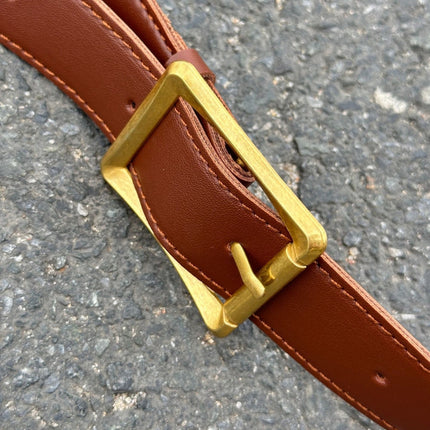 Elegant Shoulder Bag with Detachable Pouch – Spacious & Stylish for Daily Use