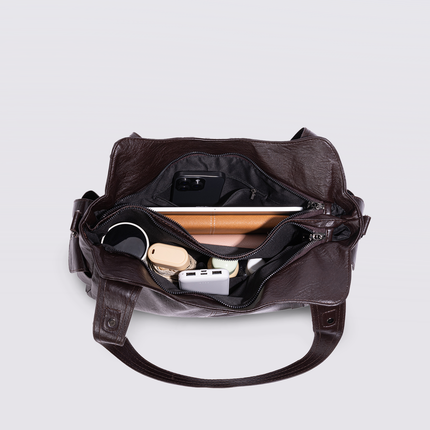 Black Leather Shoulder Bag with Side Pockets – Spacious & Elegant Women’s Leather Handbag