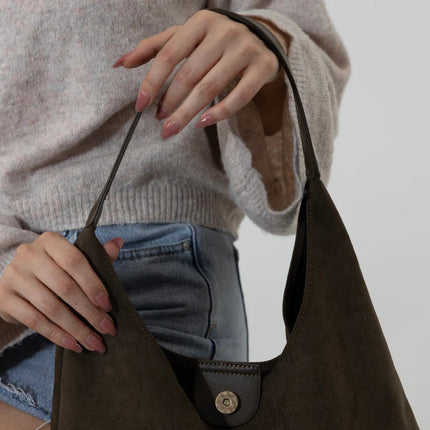 Elegant Women's Shoulder Bag – Spacious, Stylish & Comfortable Handbag for Daily Use