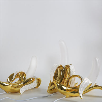 Playful Banana-Shaped Table Lamp with Gold Finish – Unique Modern Home Accent Light
