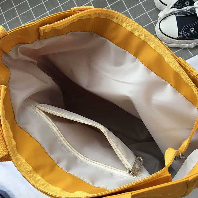 Canvas Shoulder Bag – Spacious, Trendy & Practical