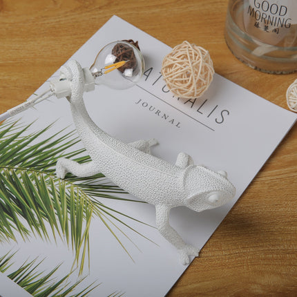 Lizard Glow Table Lamp 15.7" – Nature-Inspired LED Light for Cozy Home Decor