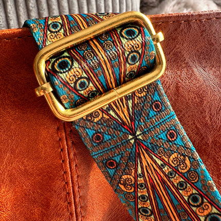 Stylish Brown Handbag with Wide Shoulder Strap – Spacious & Elegant