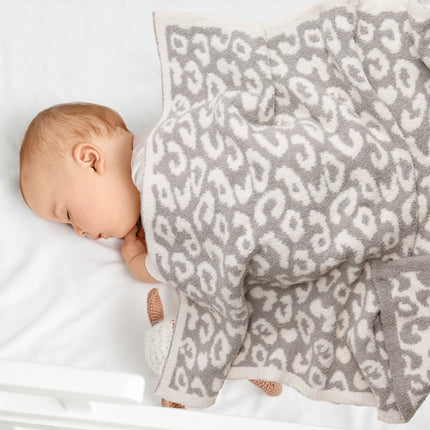 Soft Leopard Print Kids Fleece Blanket – Cozy Microfiber Throw for Nursery & Play