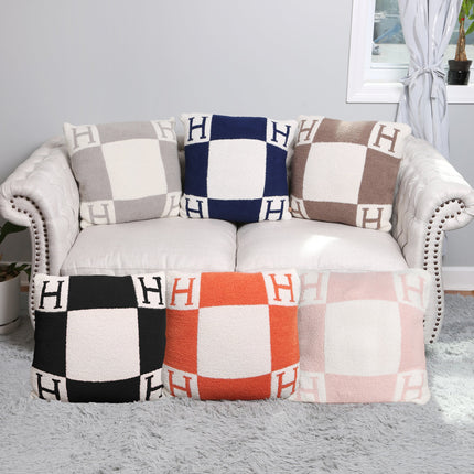 Luxurious Monogram Pillow Cover “H” – Elegant Decorative Cushion Case for Home Decor