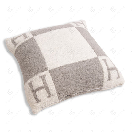 Luxurious Monogram Pillow Cover “H” – Elegant Decorative Cushion Case for Home Decor