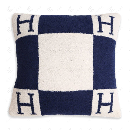 Luxurious Monogram Pillow Cover “H” – Elegant Decorative Cushion Case for Home Decor