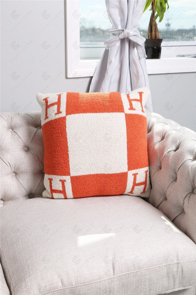 Luxurious Monogram Pillow Cover “H” – Elegant Decorative Cushion Case for Home Decor