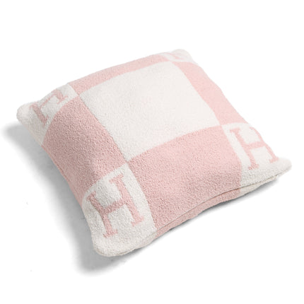 Luxurious Monogram Pillow Cover “H” – Elegant Decorative Cushion Case for Home Decor