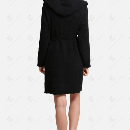 Luxurious Hooded Microfiber Bathrobe – Ultra-Soft, Lightweight Spa Robe with Front Pockets & Adjustable Belt