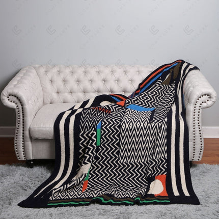 Ultra-Soft Geometric Fleece Throw Blanket 50×60 | 100% Polyester Microfiber, Warm Decorative Couch & Bed Throw